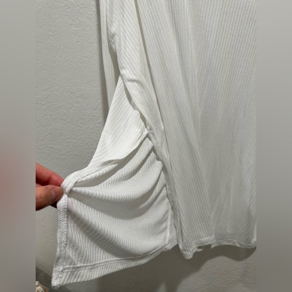 ASOS Maternity Ribbed Top w/Side Slits in White - Size US 2 - Picture 8 of 10